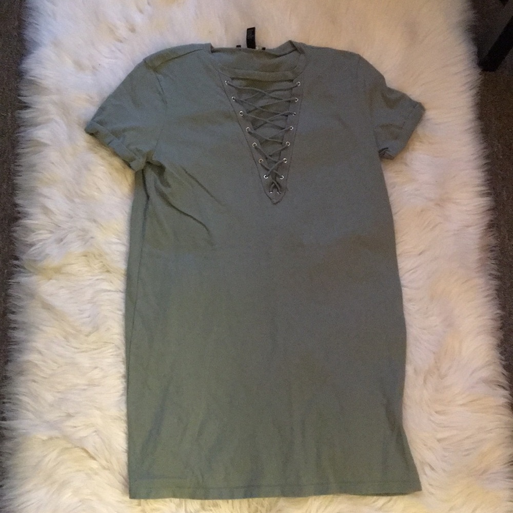 Lace up tshirt dress!
